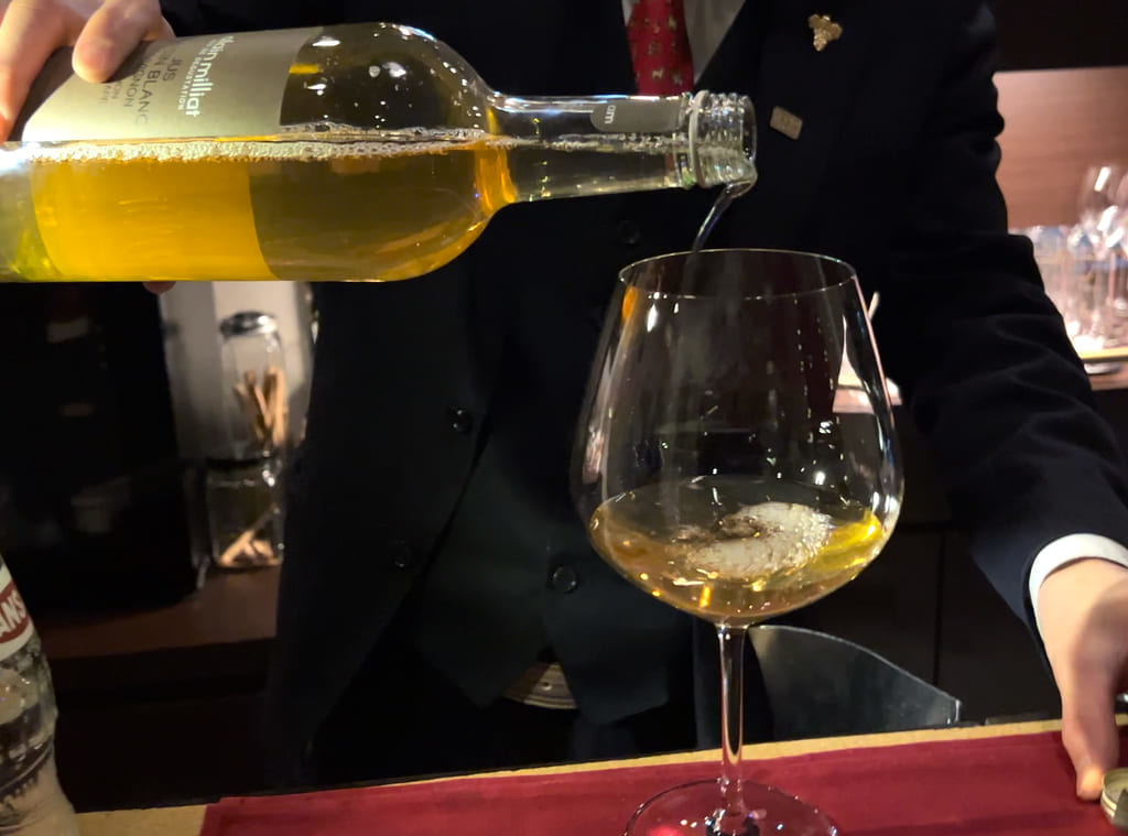 Wine bar CINQ （サンク）
