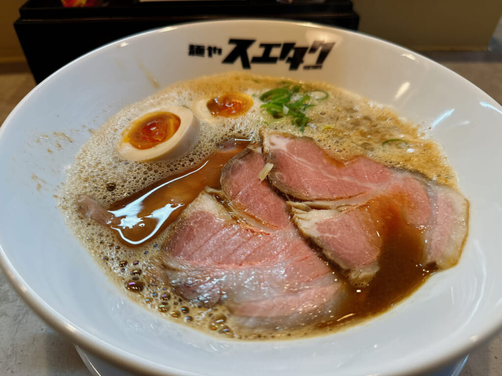 麺や　スエタク　ラーメン